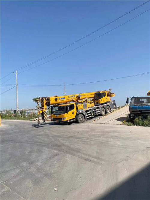 青龙吊车作业时，可能会产生哪些额外收费项目？