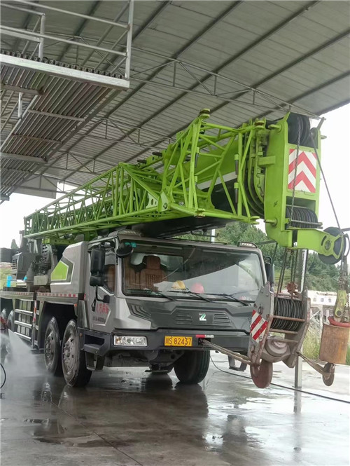 青龙租赁需要签订合同吗？定金比例一般是多少？